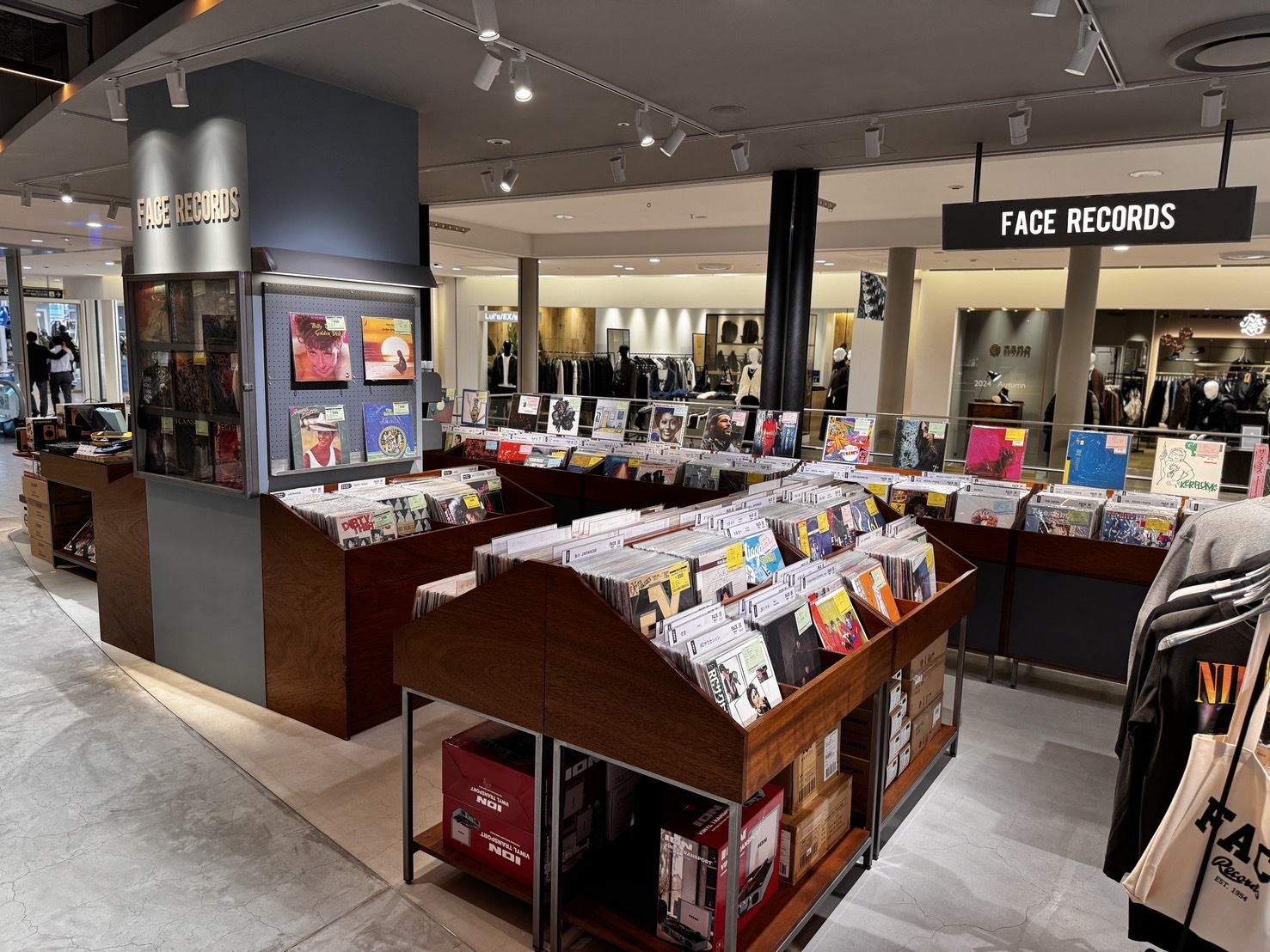 オフィスの写真(ヒーロー画像)